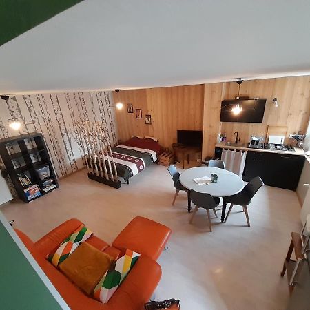 Apartamento Studio Cosy De 2 A 4 Personnes Au Coeur Du Haut Doubs, Entre Les Lacs, Les Montagnes Et Les Vignobles Frasne Exterior foto