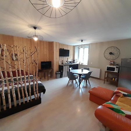 Apartamento Studio Cosy De 2 A 4 Personnes Au Coeur Du Haut Doubs, Entre Les Lacs, Les Montagnes Et Les Vignobles Frasne Exterior foto